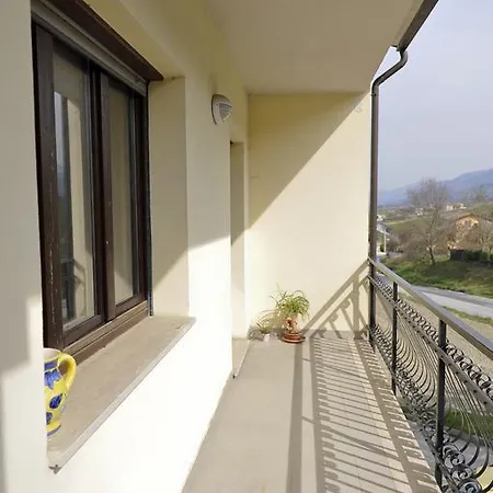 Aleanna Apartment